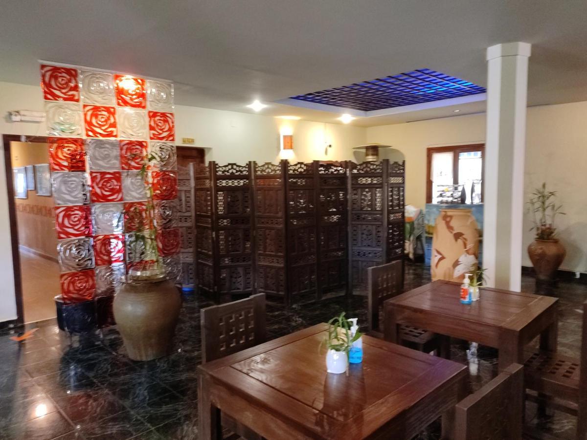 Hotel Ivato , Airport Antananarivo Luaran gambar